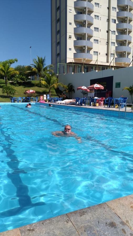Hotel Golden Dolphin Resort - Flat No Decimo Andar Quarto Com Varanda กัลดัสโนวัส ภายนอก รูปภาพ