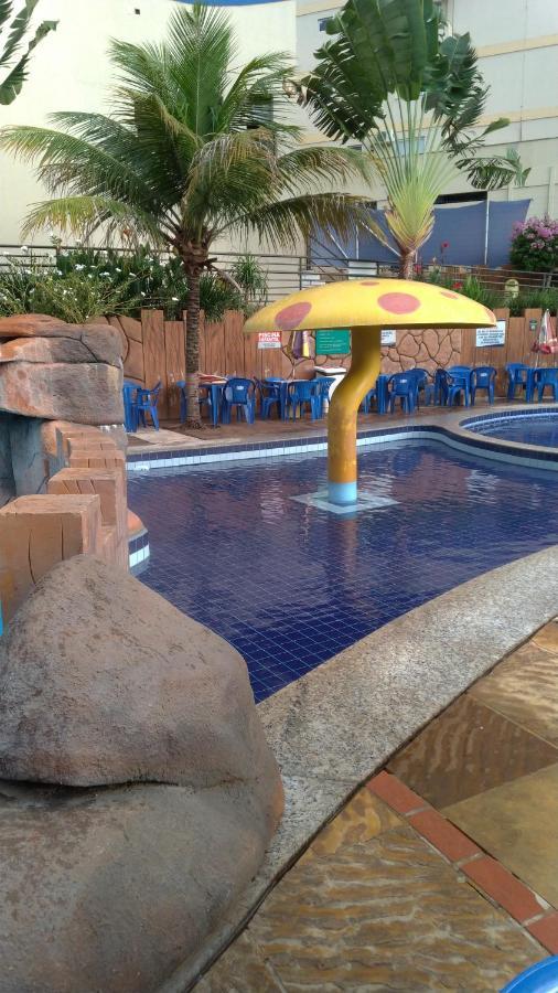 Hotel Golden Dolphin Resort - Flat No Decimo Andar Quarto Com Varanda กัลดัสโนวัส ภายนอก รูปภาพ